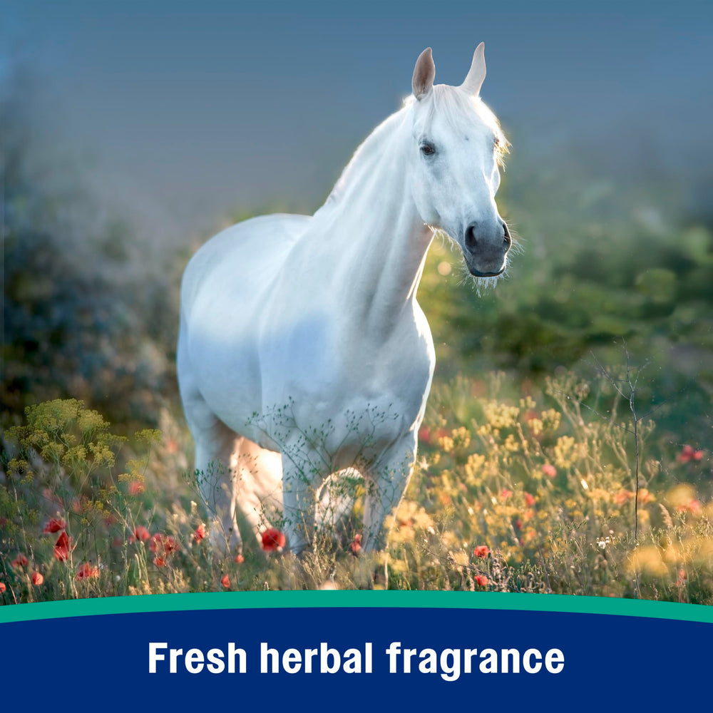 Farnam Nature’s Defense herbal fragrance graphic suggesting a fresh scent during application.