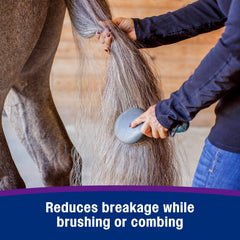 Farnam Vetrolin tail detangling action during grooming