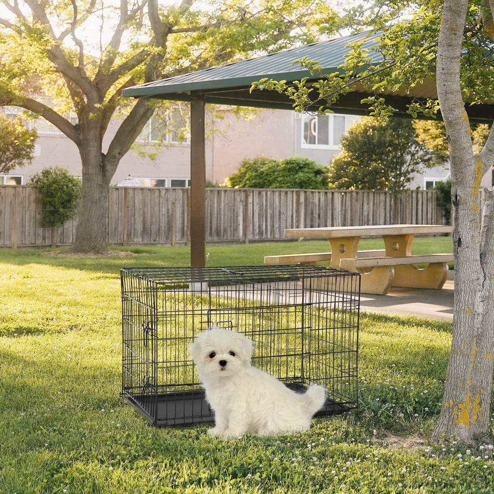 FDW dog crate side door for easy access and placement.