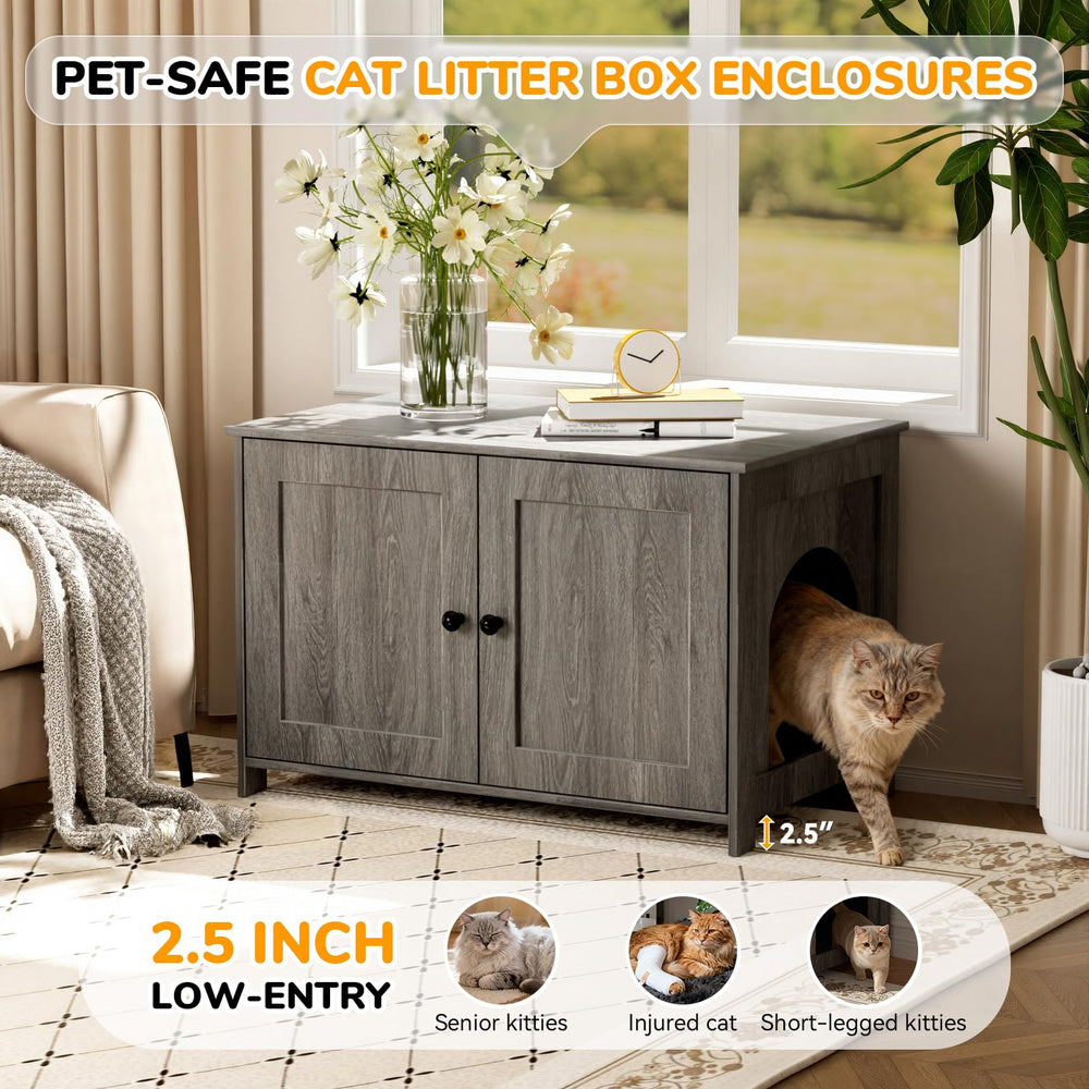Fecuria interior dimensions 28l x 17.5w x 18h illustrating spacious cat area