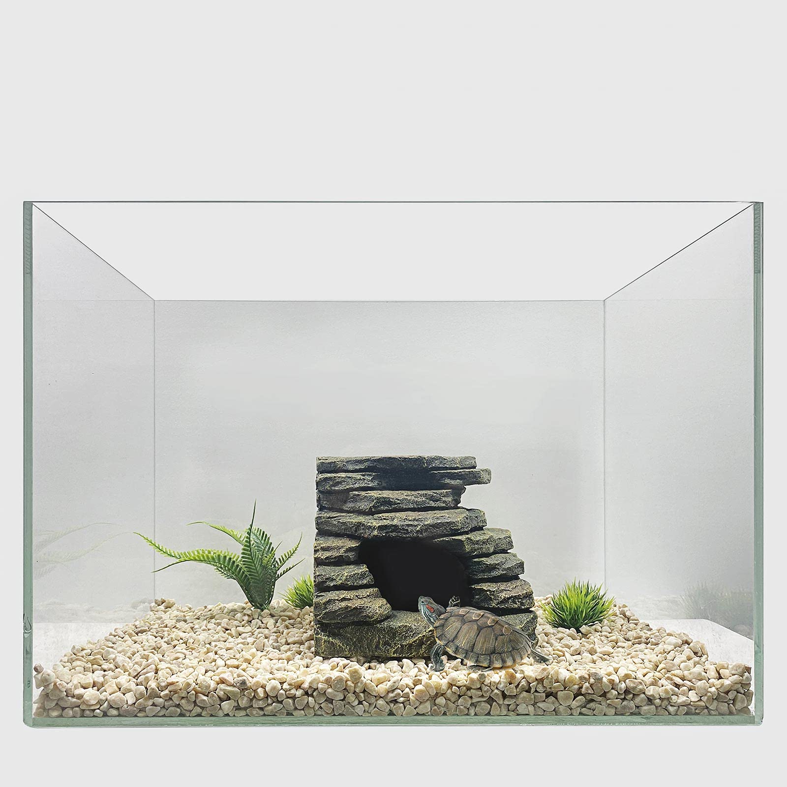 FEDOUR hiding house provides refuge for shy fish and small tank residents
