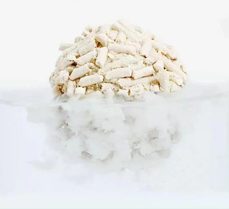 FEELING BEST Tofu Cat Litter is unscented, suitable for multi-cat homes.
