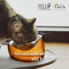 Felli Oblik non-slip base helps prevent sliding and spills.