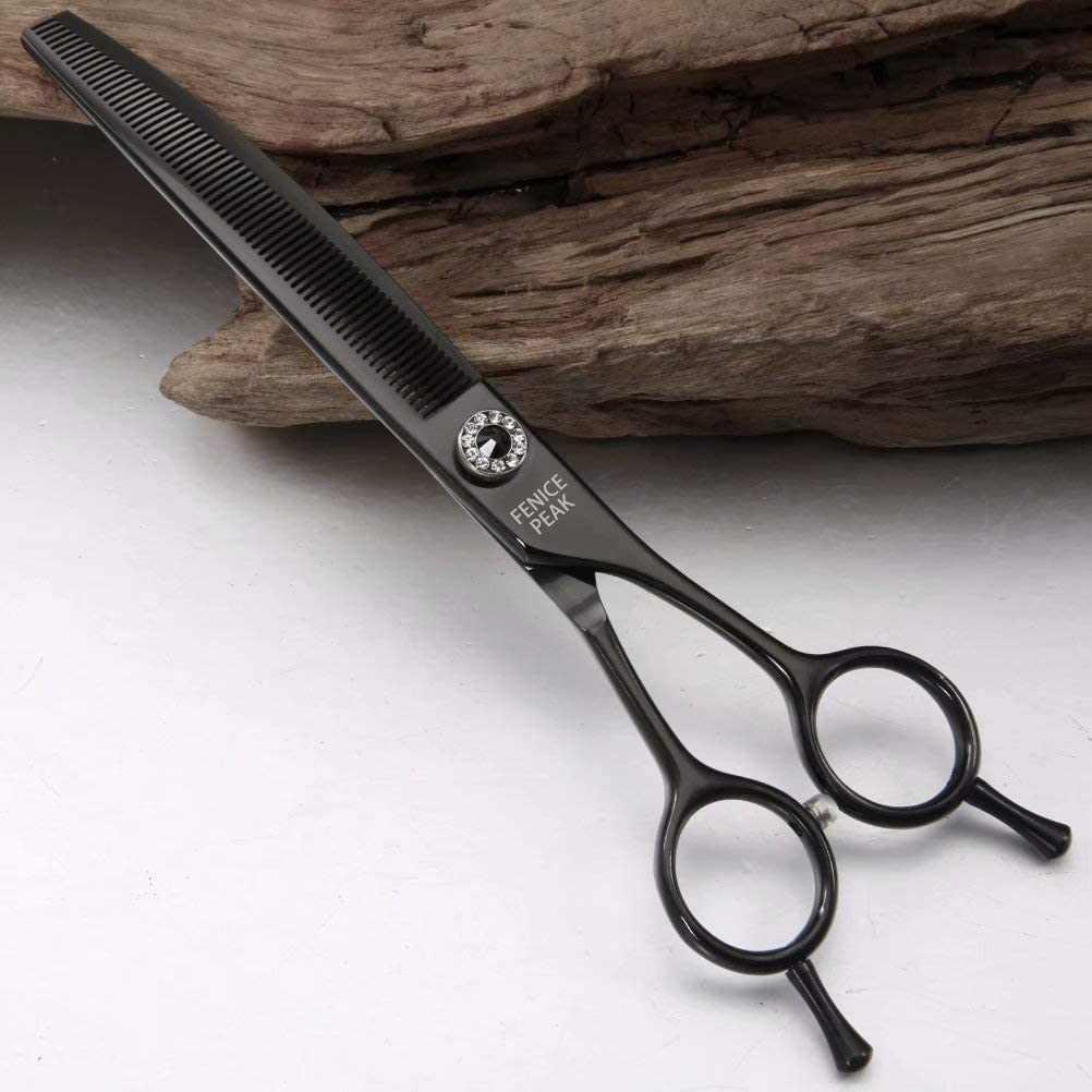Durable 440C steel ensures long-lasting performance even after many grooming sessions.