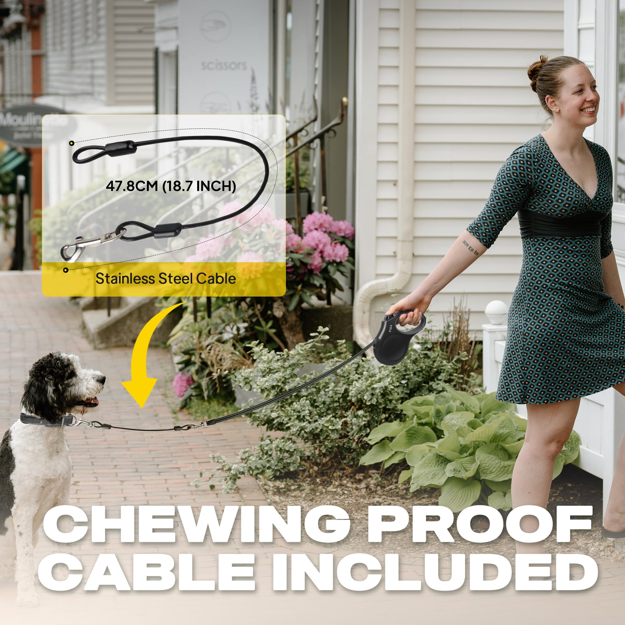 Fida retractable leash reflective cord improves visibility during night strolls.