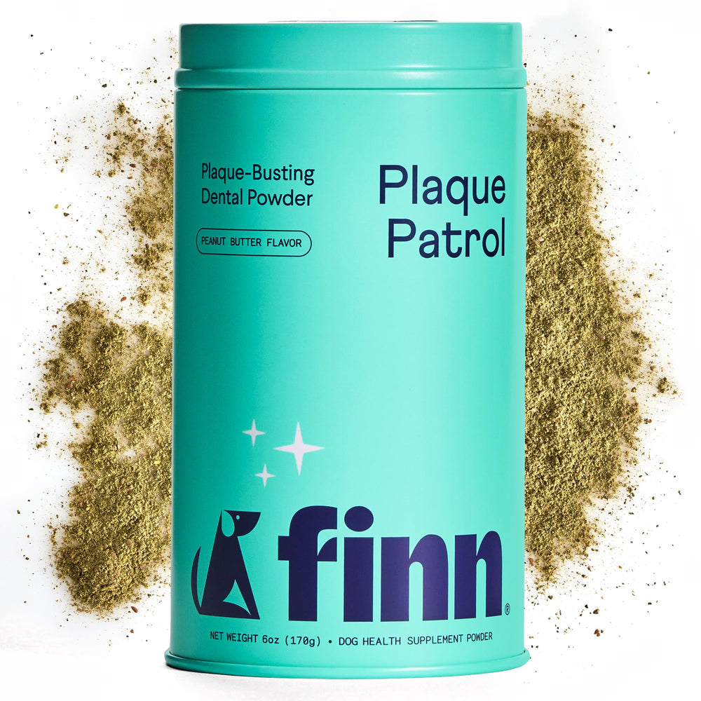 Finn Dental Powder for Dogs in tub with lid, supports gum health and breath freshness.