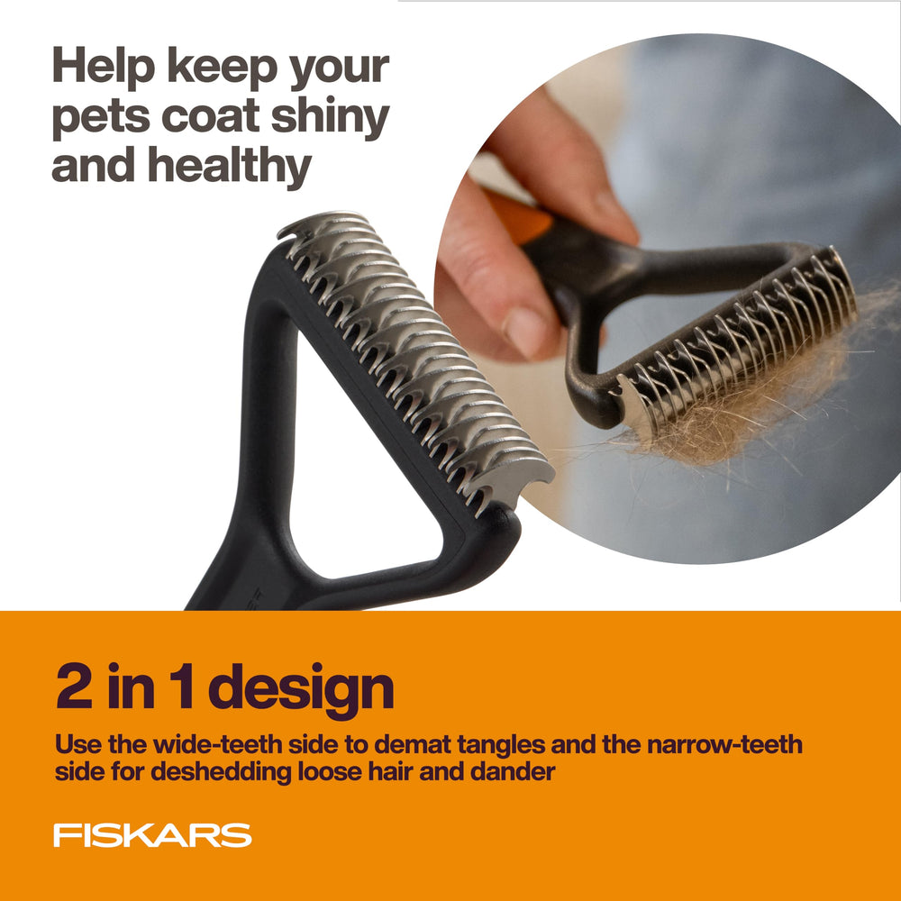 Fiskars Dematting Rake teeth close-up showing detangling capacity.