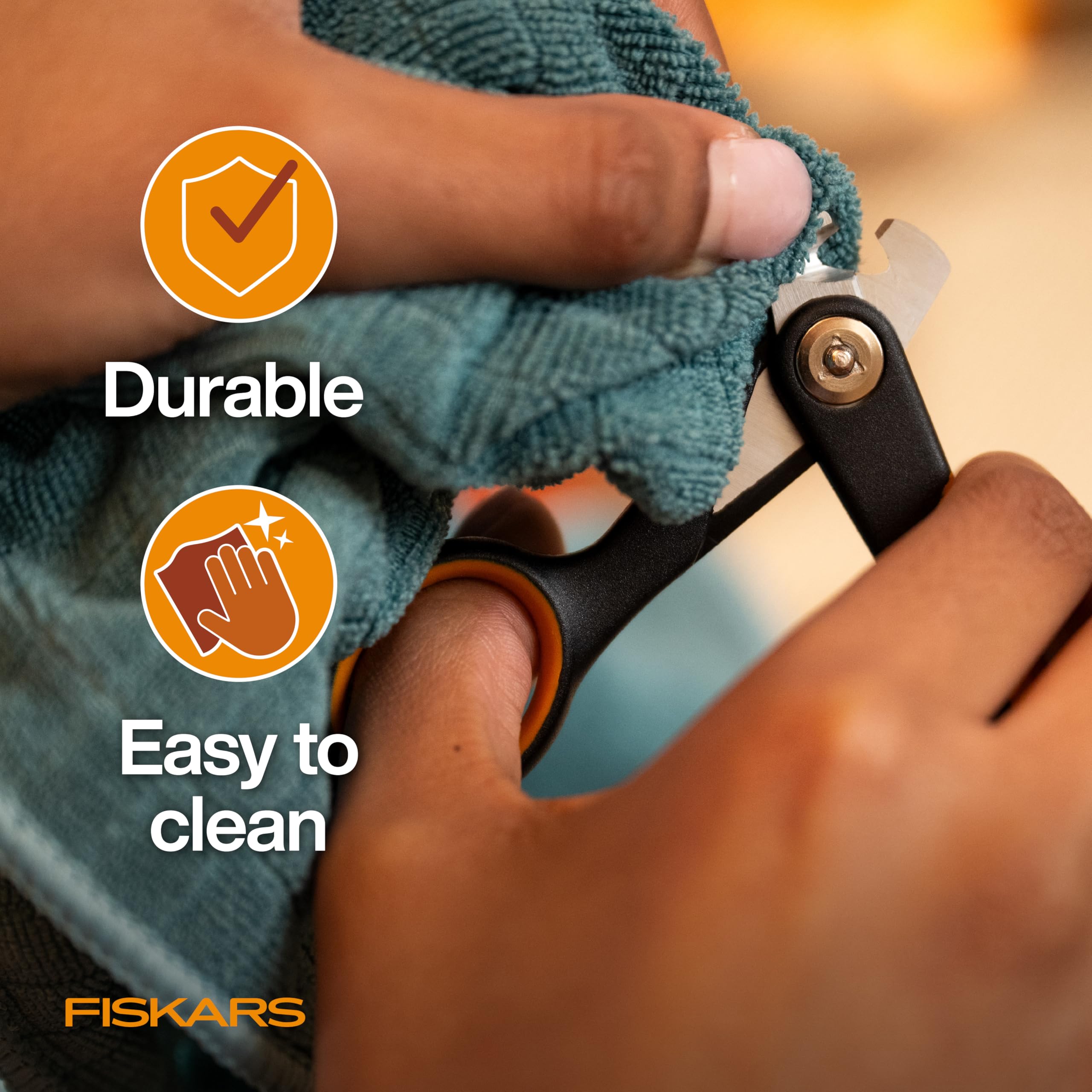Fiskars clippers provide enhanced visibility to avoid the quick while clipping.