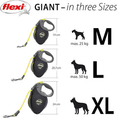 Flexi Giant Tape Leash pause lock enables secure pause for attentive dog waiting.