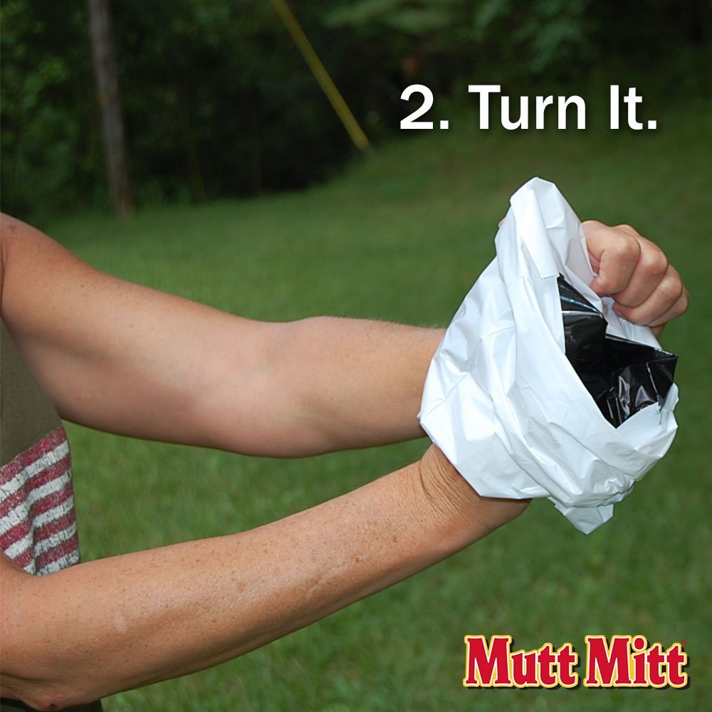 FLEXI Mutt Mitt quart pouch capacity supports full waste containment.