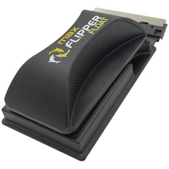 FL!PPER Flipper switches from scrubber to scraper for thorough glass cleaning