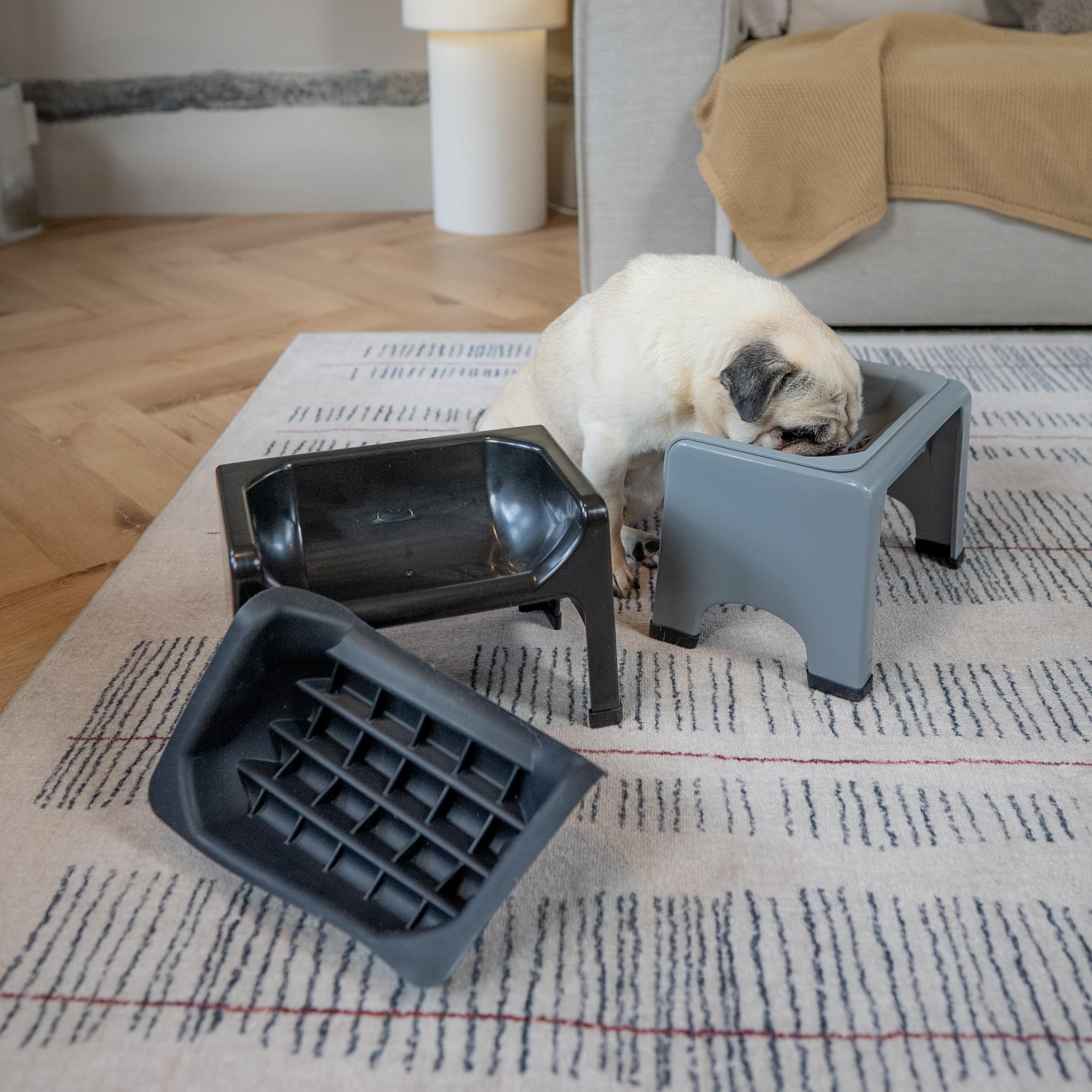 Fluff Trough dishwasher-safe parts simplify post-meal cleanup.