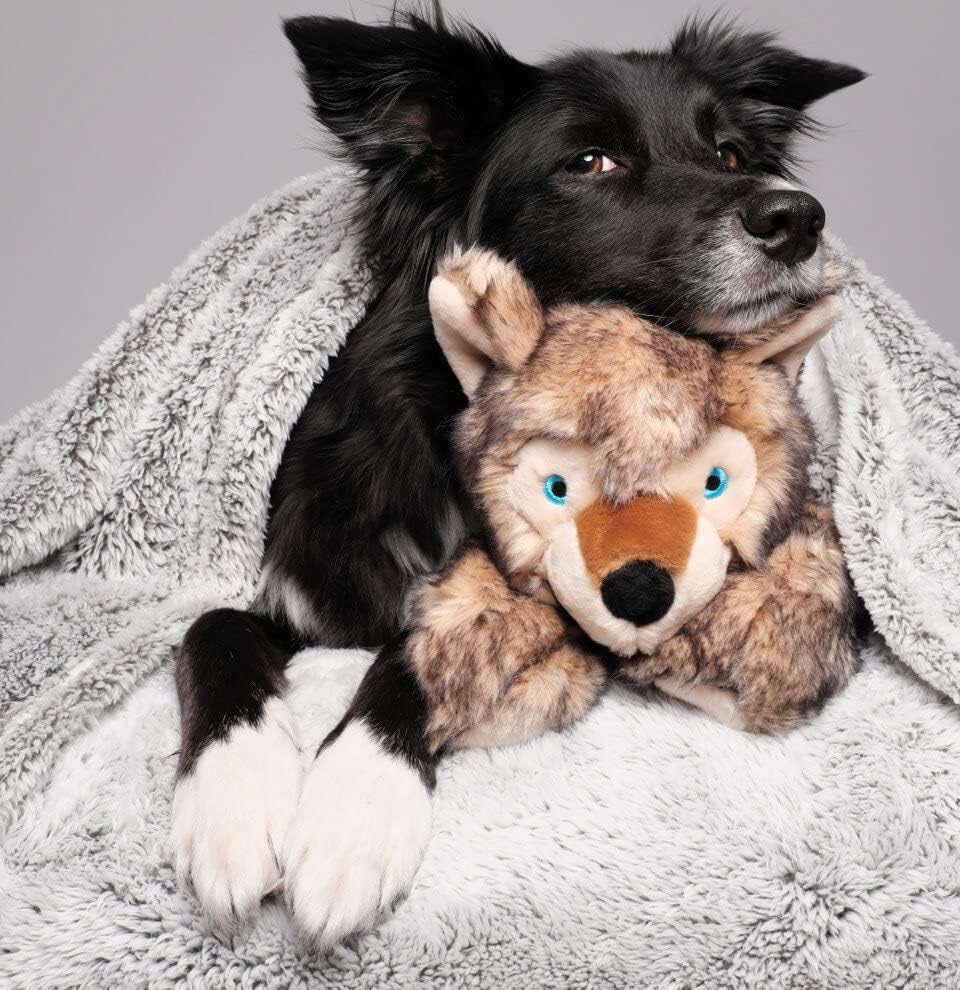 Fluff & Tuff Lobo Wolf Pup concealed double-stitched seams prevent snagging during use