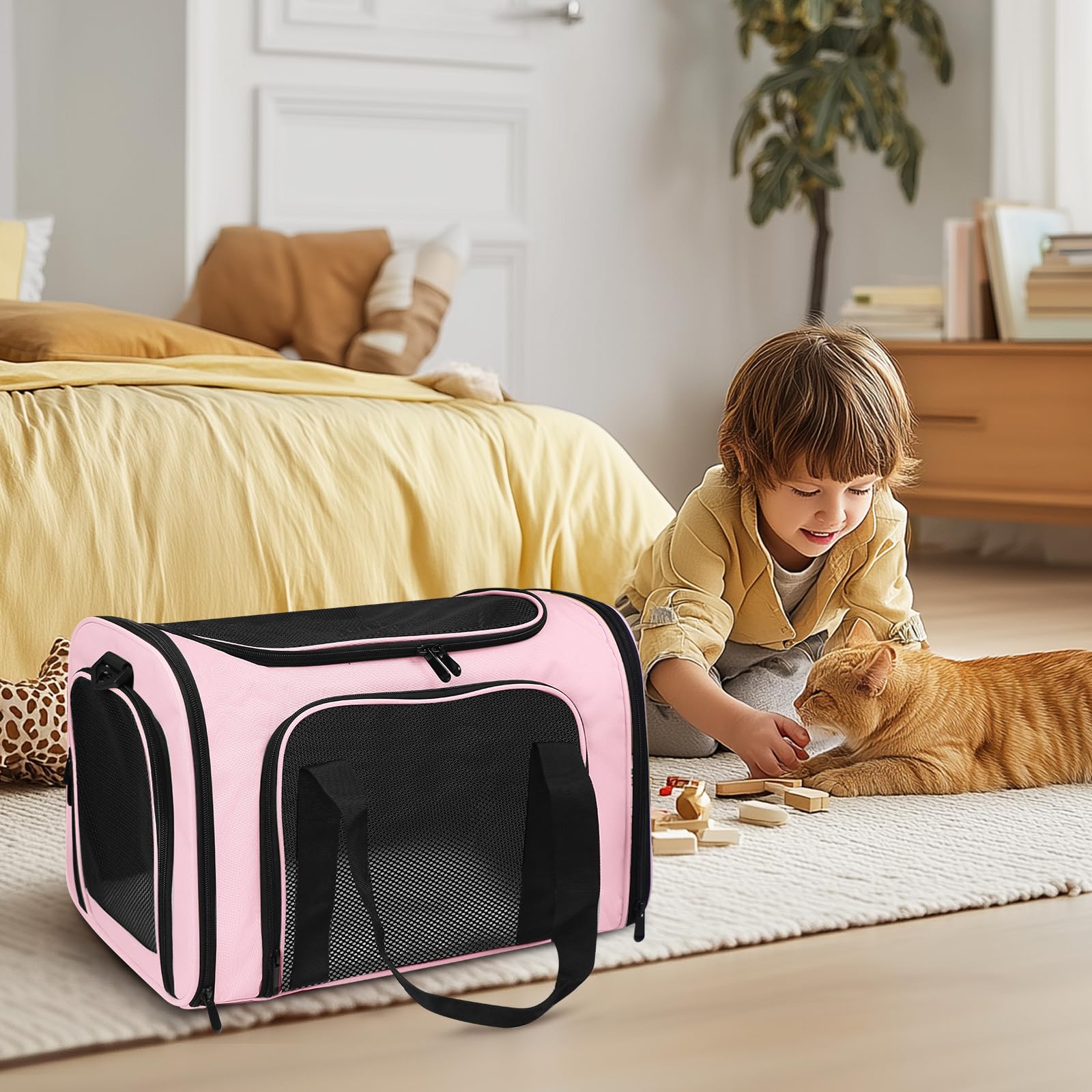FOORLON Cat Carrier Soft padded handles and adjustable strap