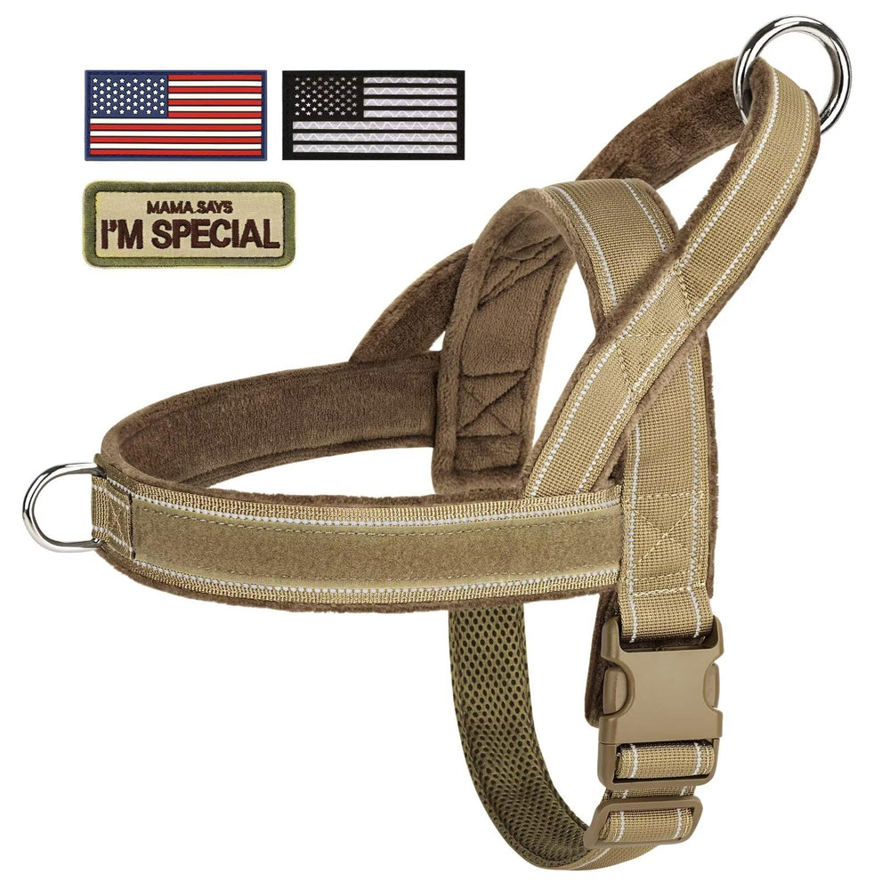 Forestpaw large handle for training and secure control during activities.