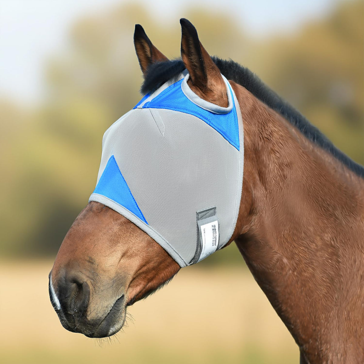 For nýk horse fly mask without ears providing clear visibility and fly protection in turnout.