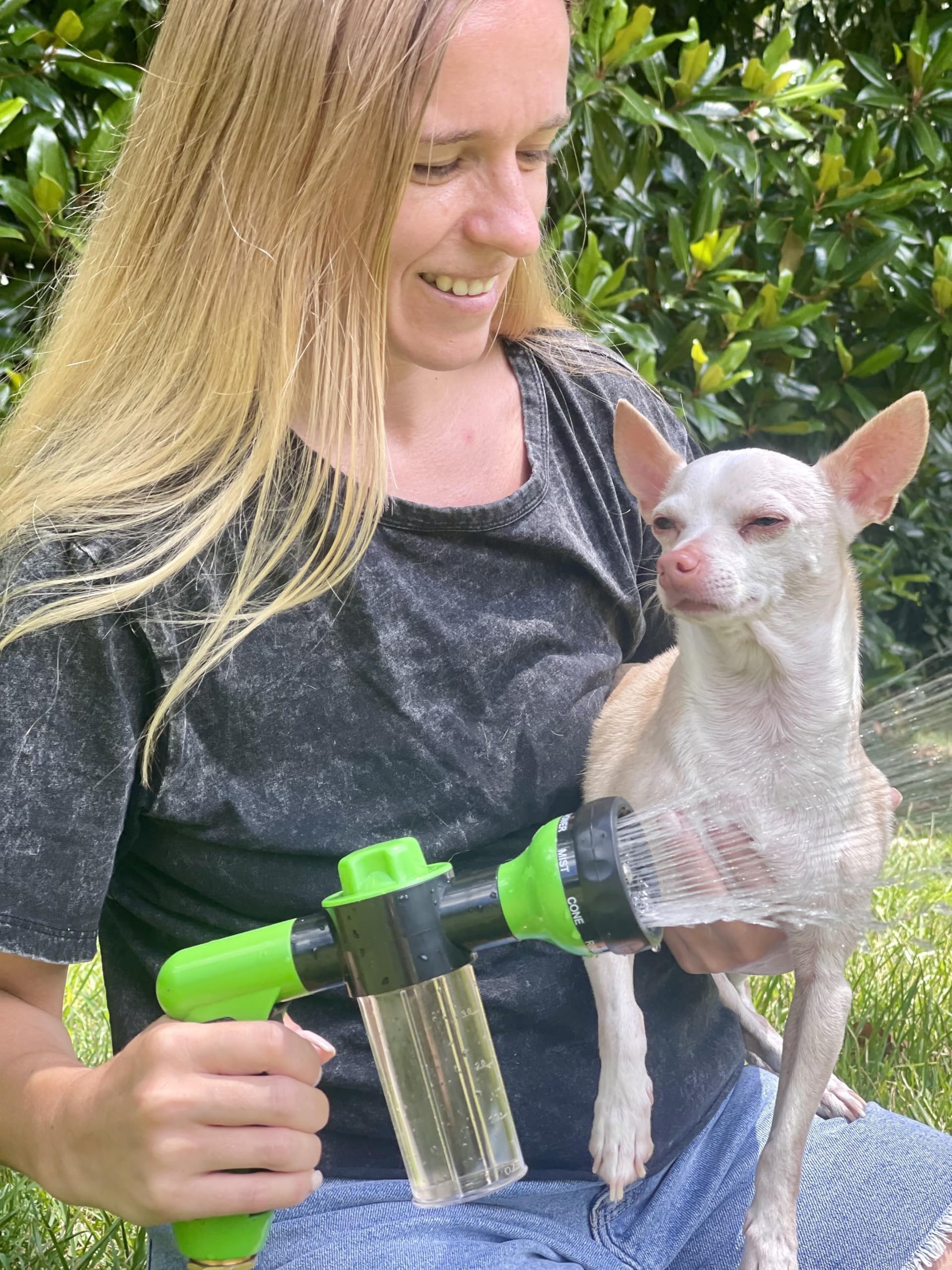 Pup Jet leak-proof joint keeps soap dispenser secure during vigorous washing.