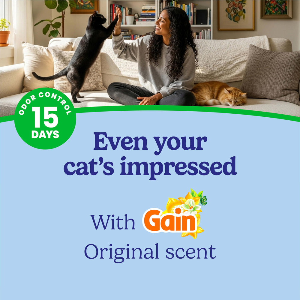 Fresh Step Advanced Odor Shield tight clumps for easy scooping and clean litter box