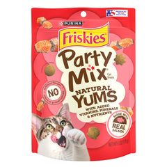 Purina Friskies Natural Yums with real salmon, six-pack pouches, ideal as a tasty reward