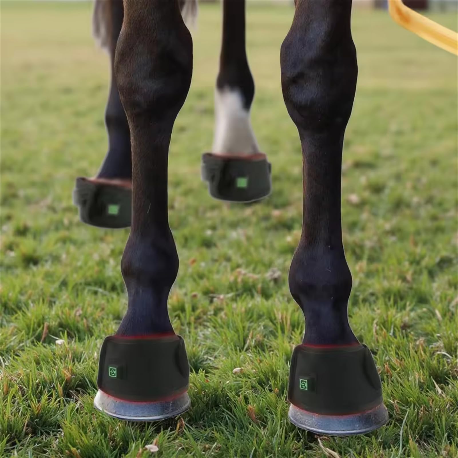 FSDLJSP adjustable straps securing a snug fit for comfortable wear