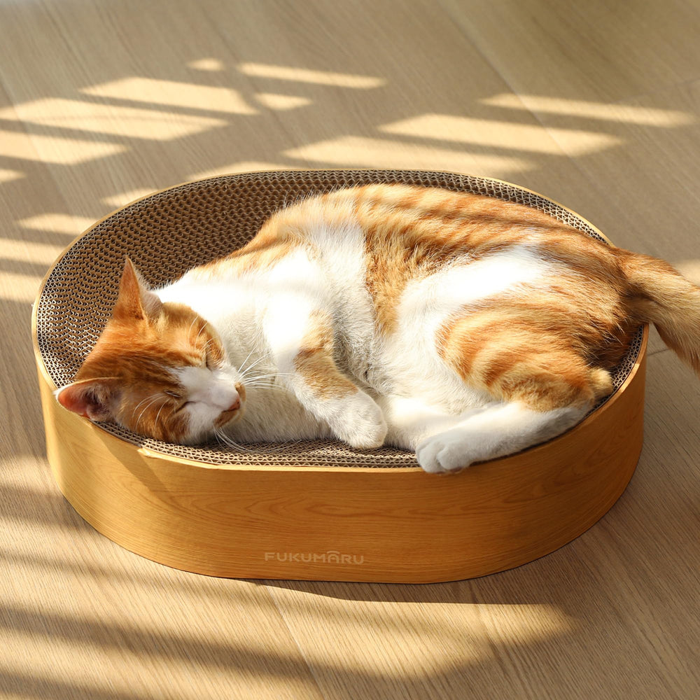 FUKUMARU oval scratcher bed for relaxed scratching