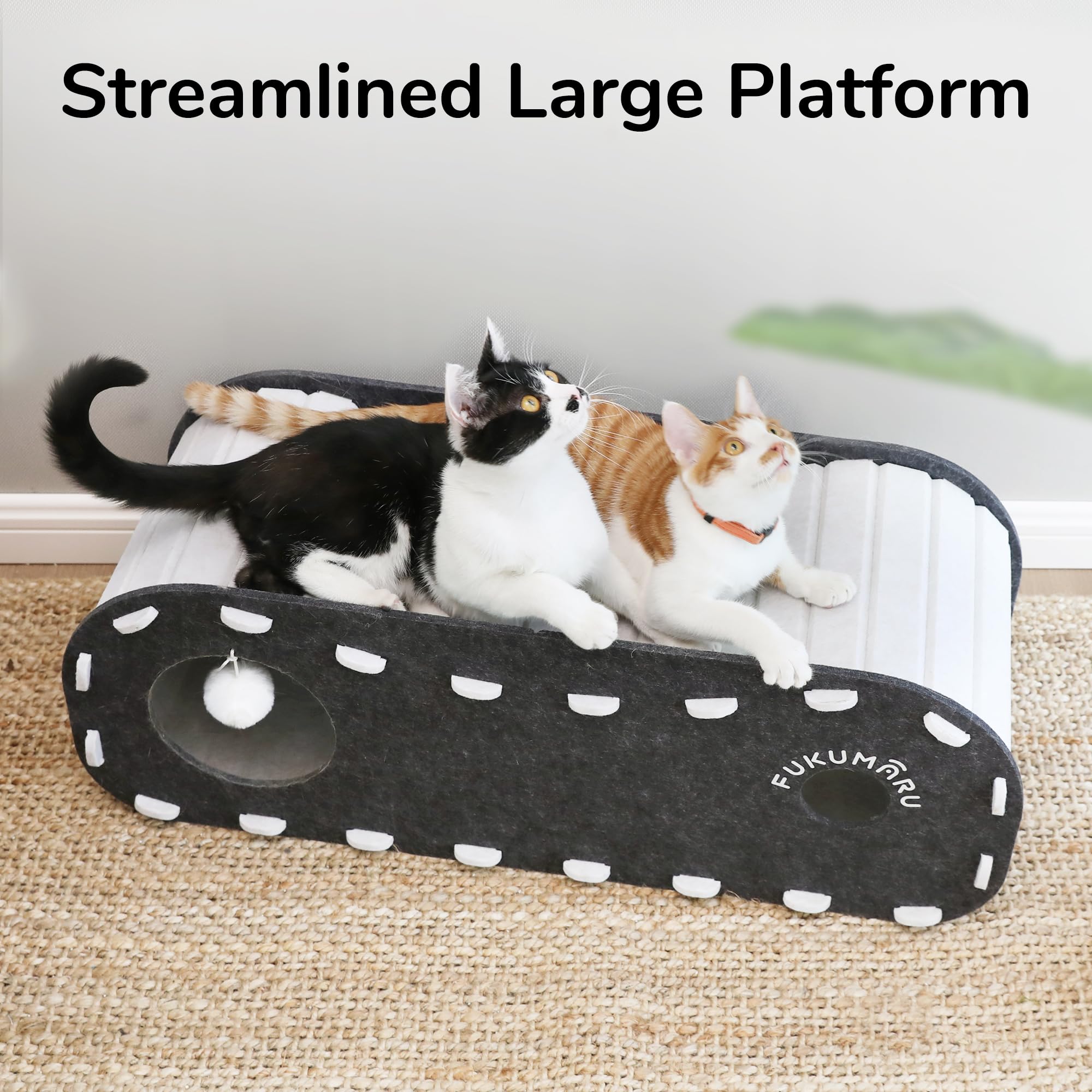 FUKUMARU easy-assembly design, quick snap-in setup for busy pet owners.