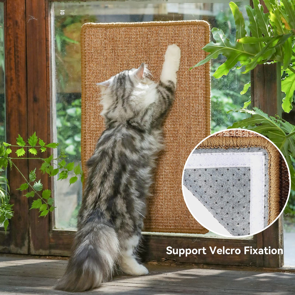 FUKUMARU cat scratcher mat doubles as play and rest surface