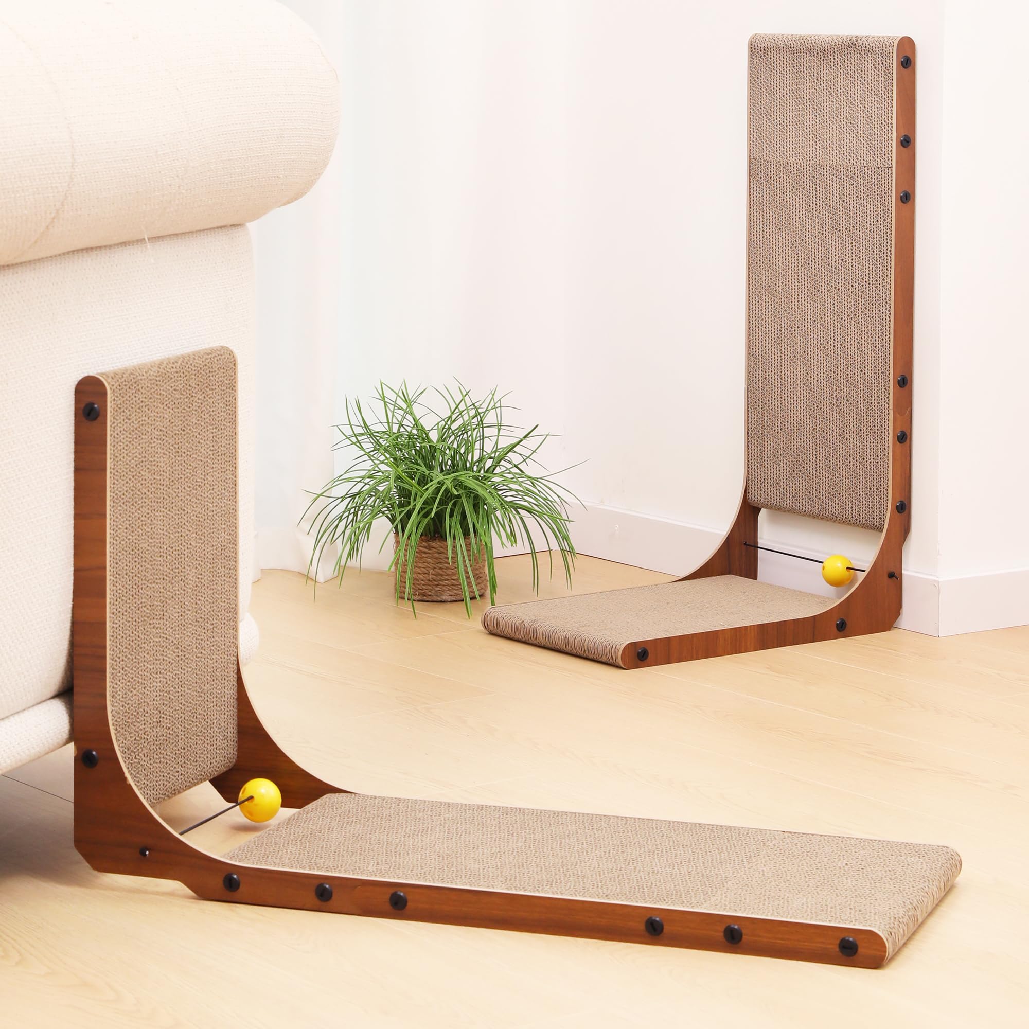 FUKUMARU walnut scratcher stored neatly in a small space