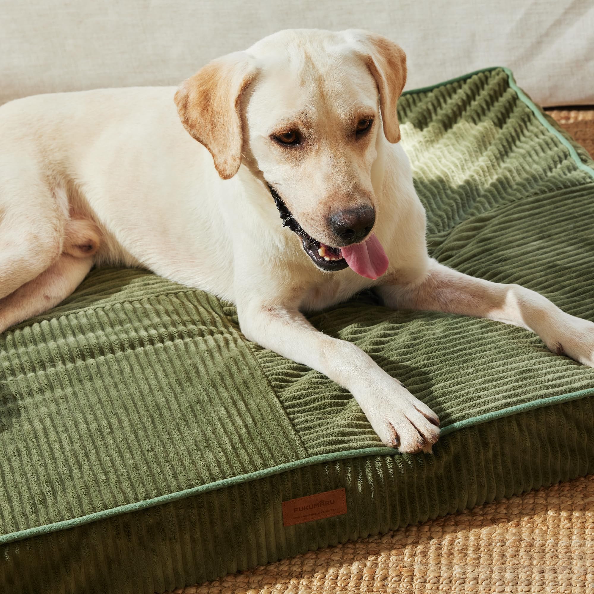 FUKUMARU dog bed travel-friendly cushion for car trips