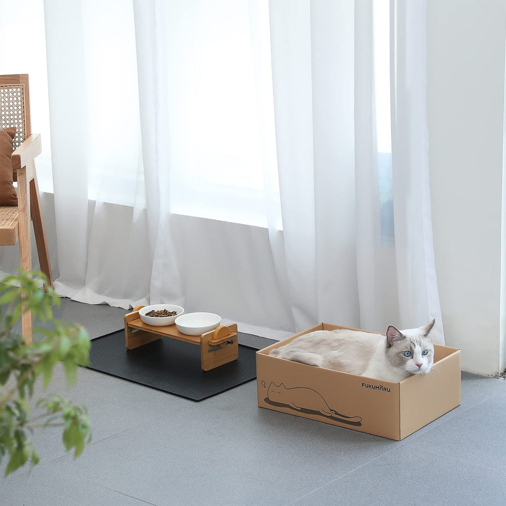 FUKUMARU durable cardboard scratchers handle daily play and clawing.