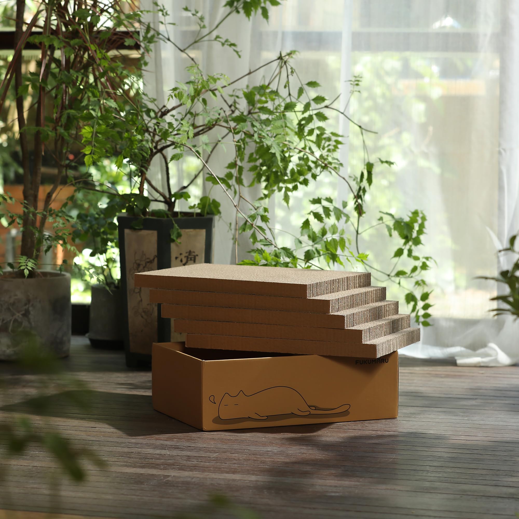 FUKUMARU furniture-protection solution keeps home surfaces safer from cat scratching.