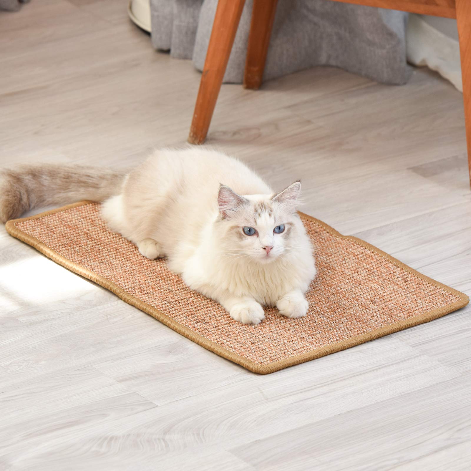 FUKUMARU scratcher mat easy to clean and maintain
