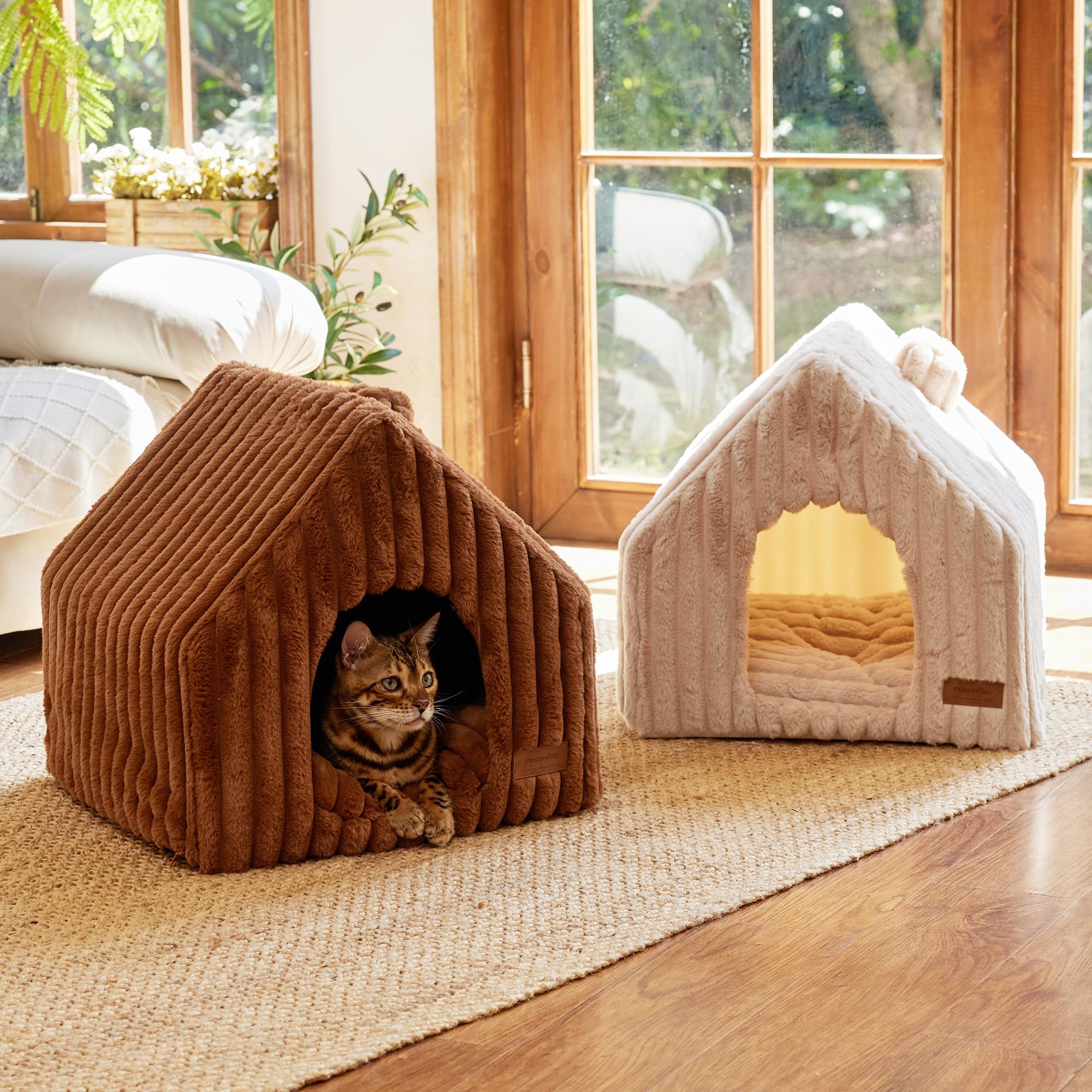 FUKUMARU spacious indoor hideaway invites cozy naps