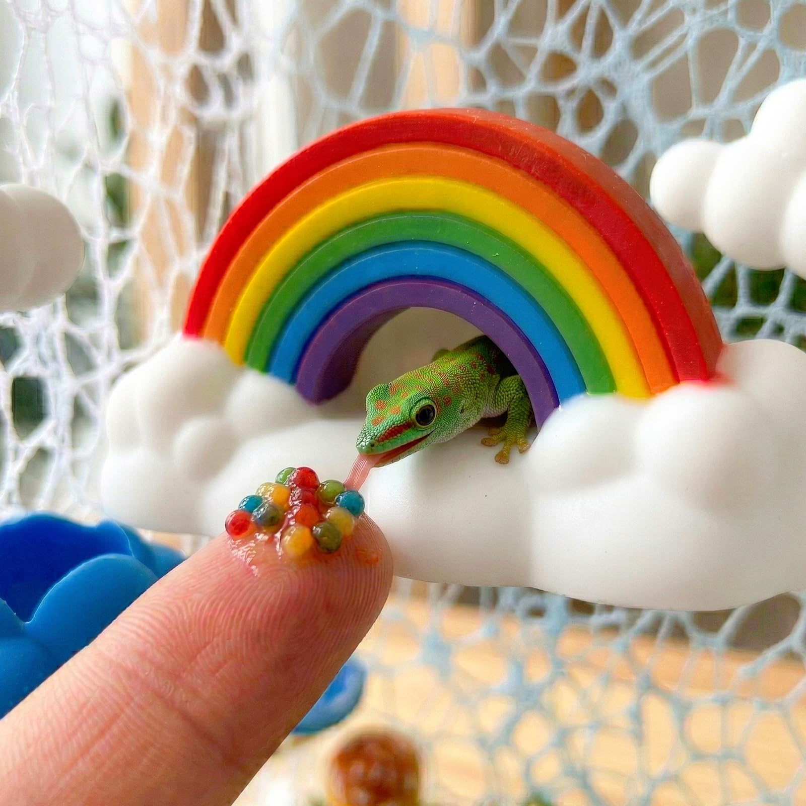 Funtinshdy All-in-One kit simplifies setup with magnetic attachment and mess-free assembly.