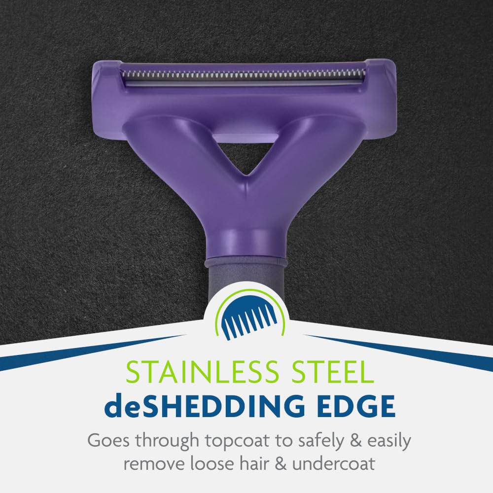 FURminator FURejector design simplifies hair removal from the tool after brushing.