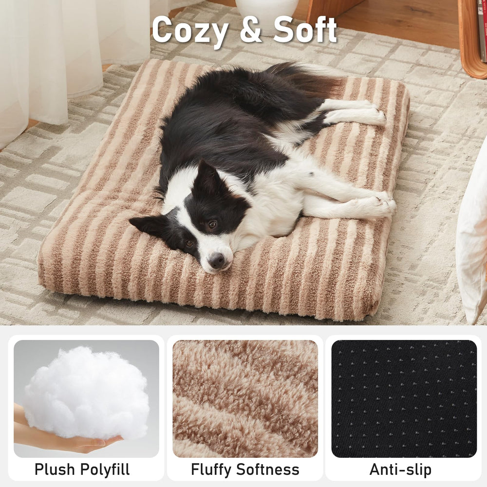 FURTIME Washable XL Dog Bed features thick padding for joint-friendly naps.