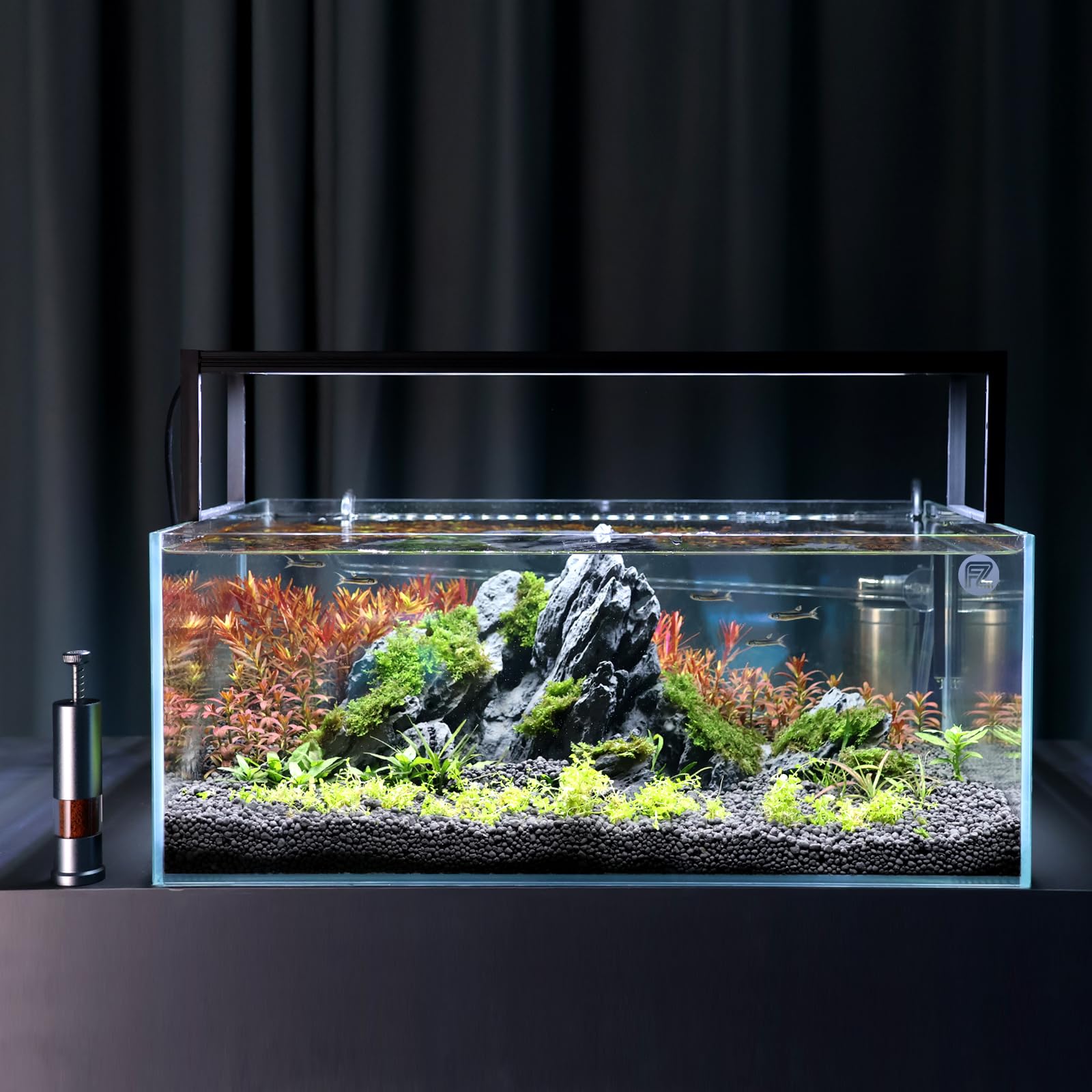 FZONE Sleek aluminum body complements planted tanks and display aquariums.