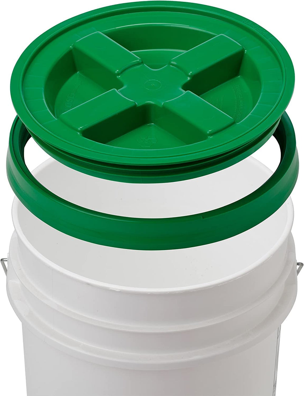 Made in the USA Gamma Seal Lid with durable, food-safe construction.