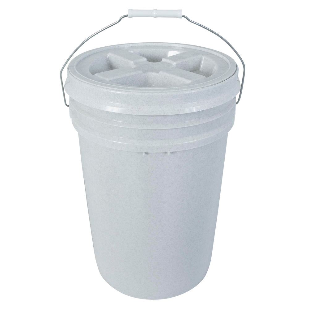 Gamma2 Vittles Vault airtight lid helps keep pet food fresh longer.