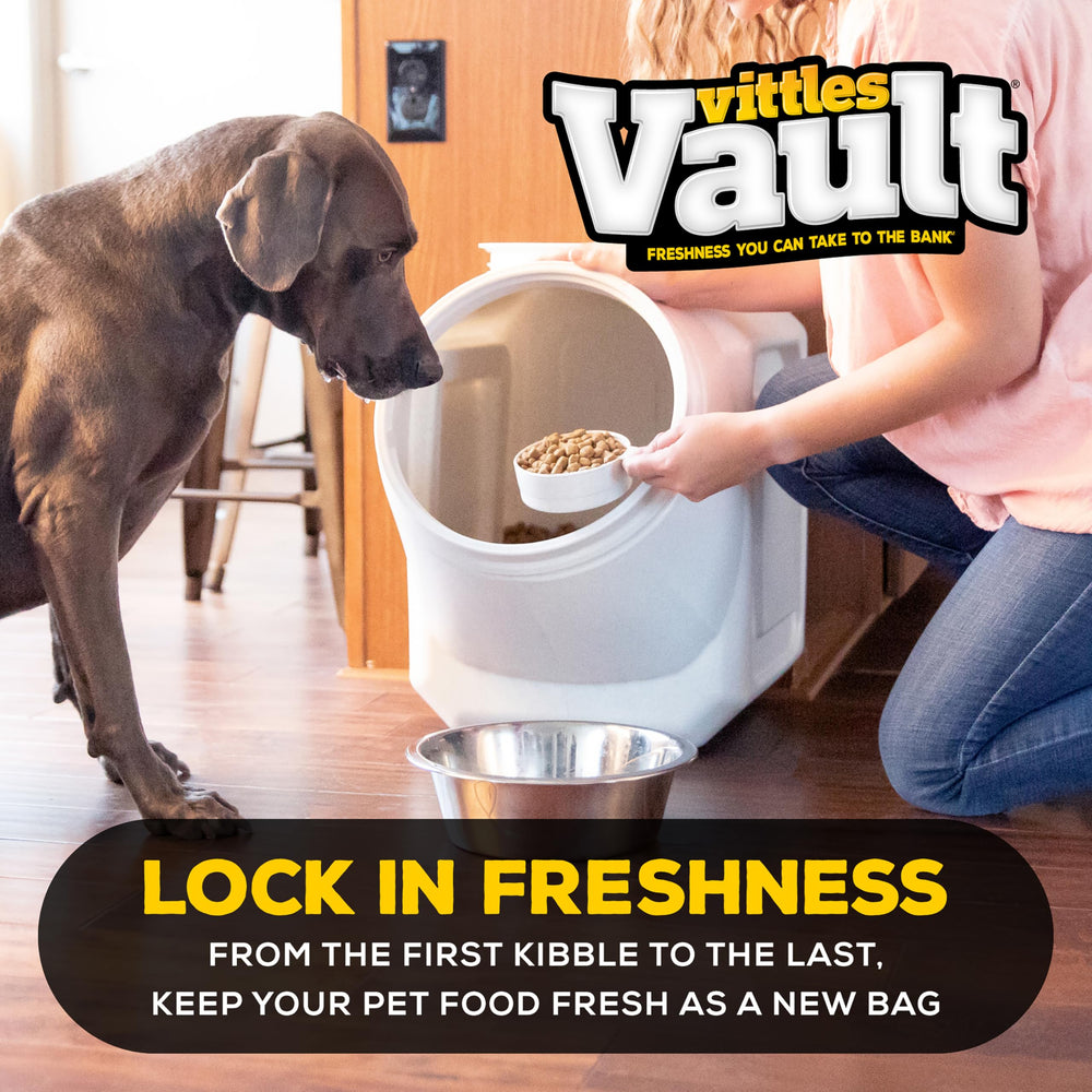 Gamma2 Vittles Vault Outback airtight lid seal demonstrates moisture control for kibble.