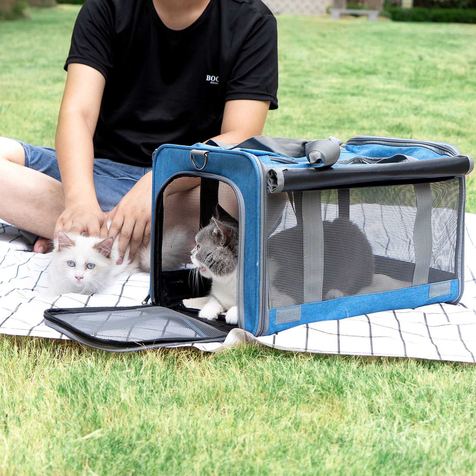 GAPZER dual-carry design with straps and handles for flexible transport.