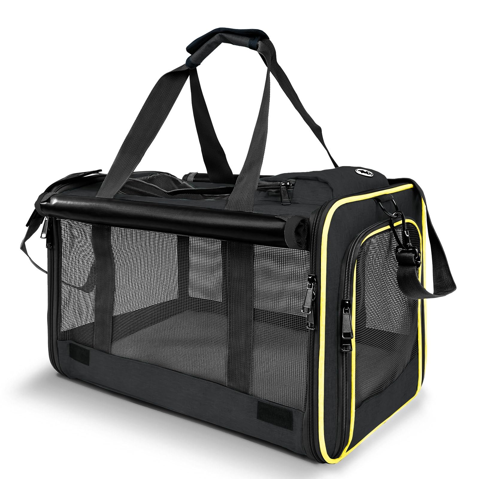 GAPZER large cat carrier with ventilation mesh for airy comfort during travel.