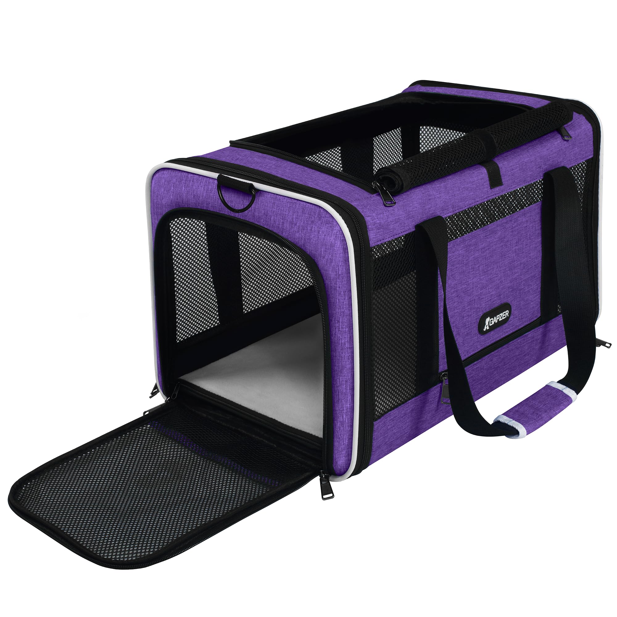 GAPZER Per Carrier with four-sided mesh ventilation for cats and small dogs.