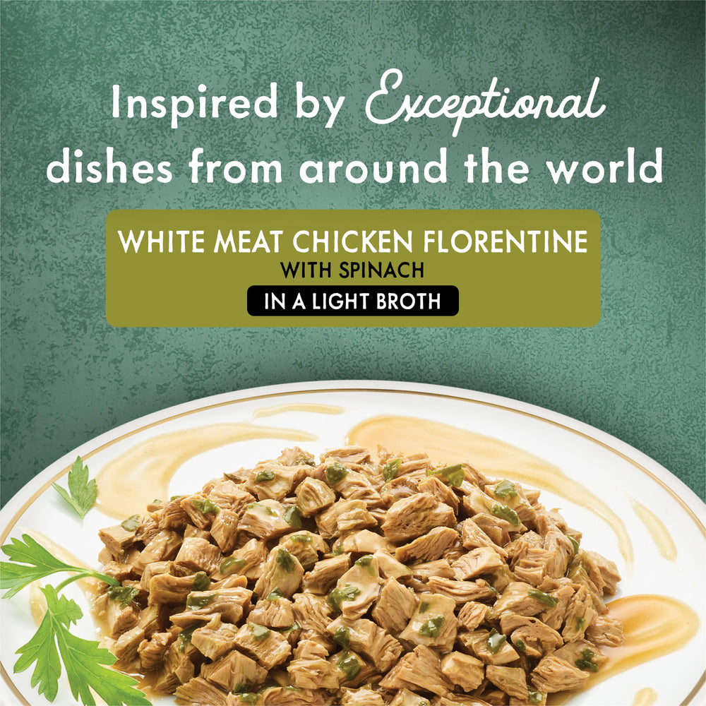 Garden greens accents in Fancy Feast Medleys add color and texture appealing to cats.