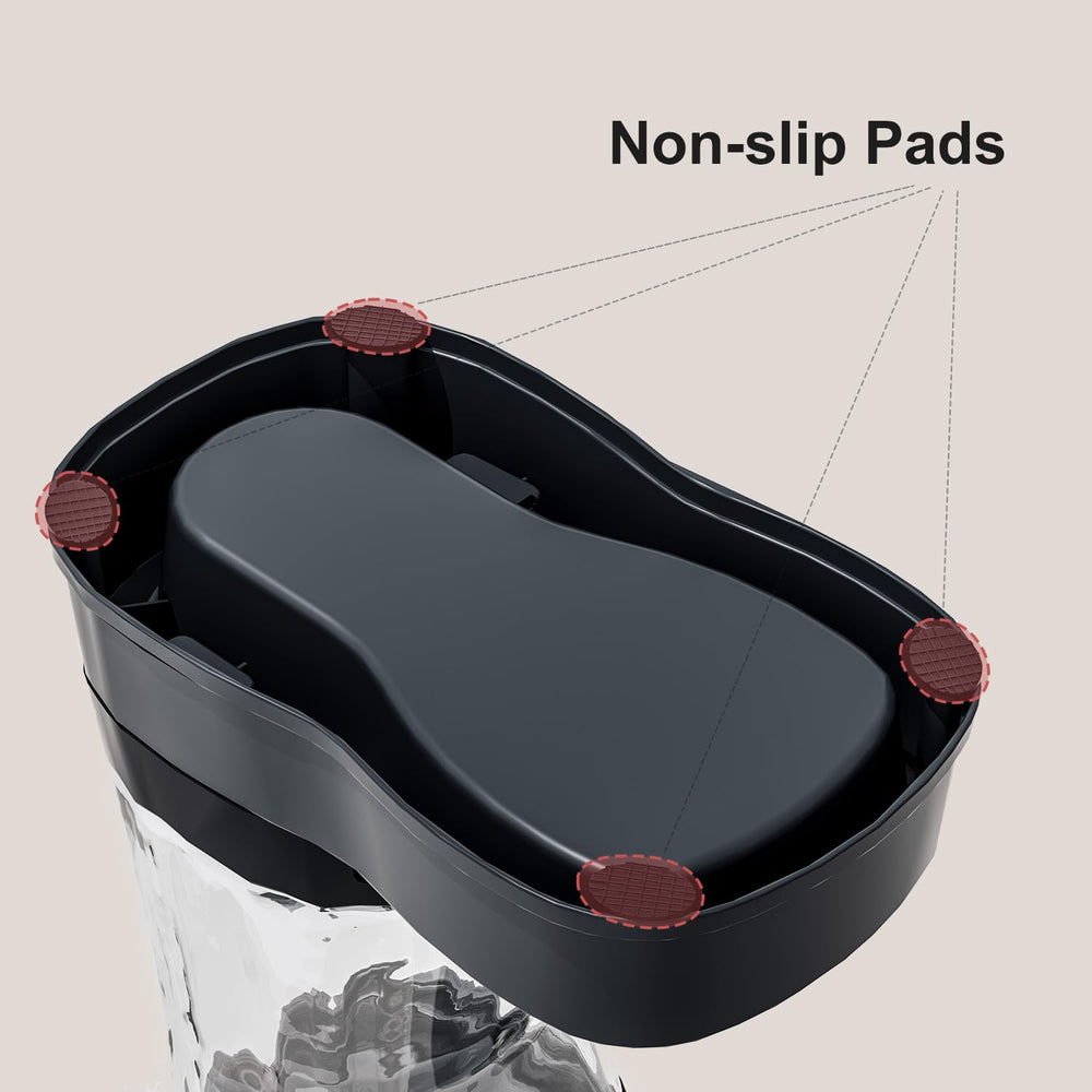 Gardner Pet transparent water tank helps monitor level at a glance.