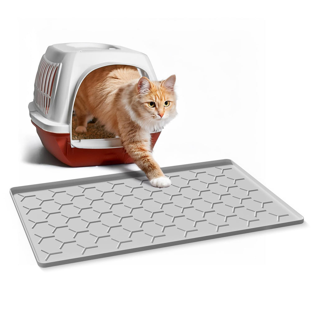 Garoopion cat litter mat under box catches litter for a tidier floor.