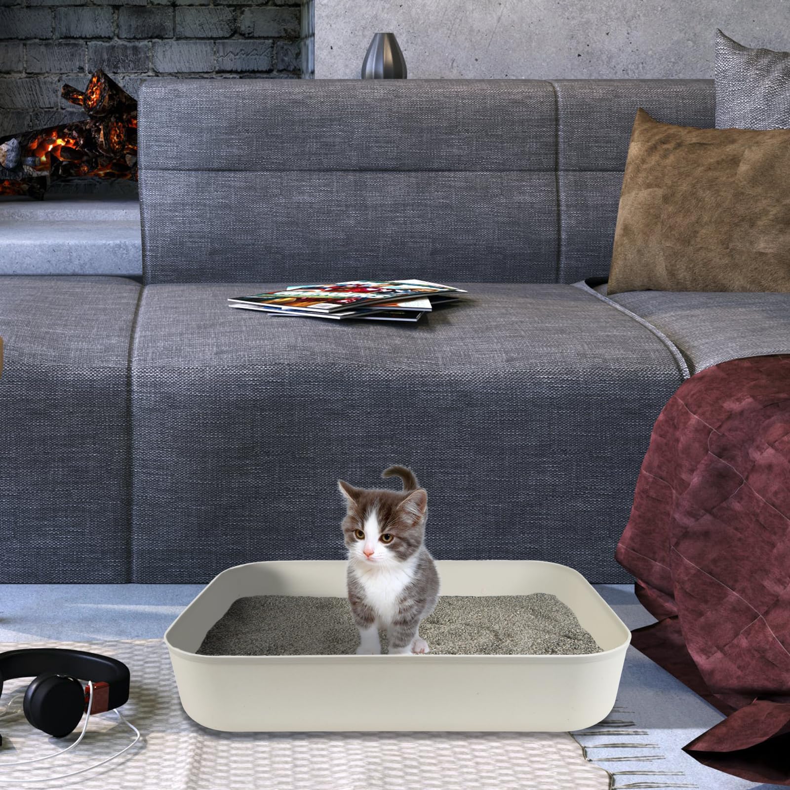 GCVOPTON portable litter box for small pets during travel or outings.