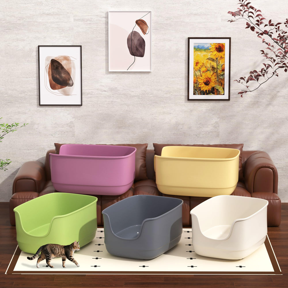 Gefryco low-entry open-top litter box ideal for seniors and kittens.