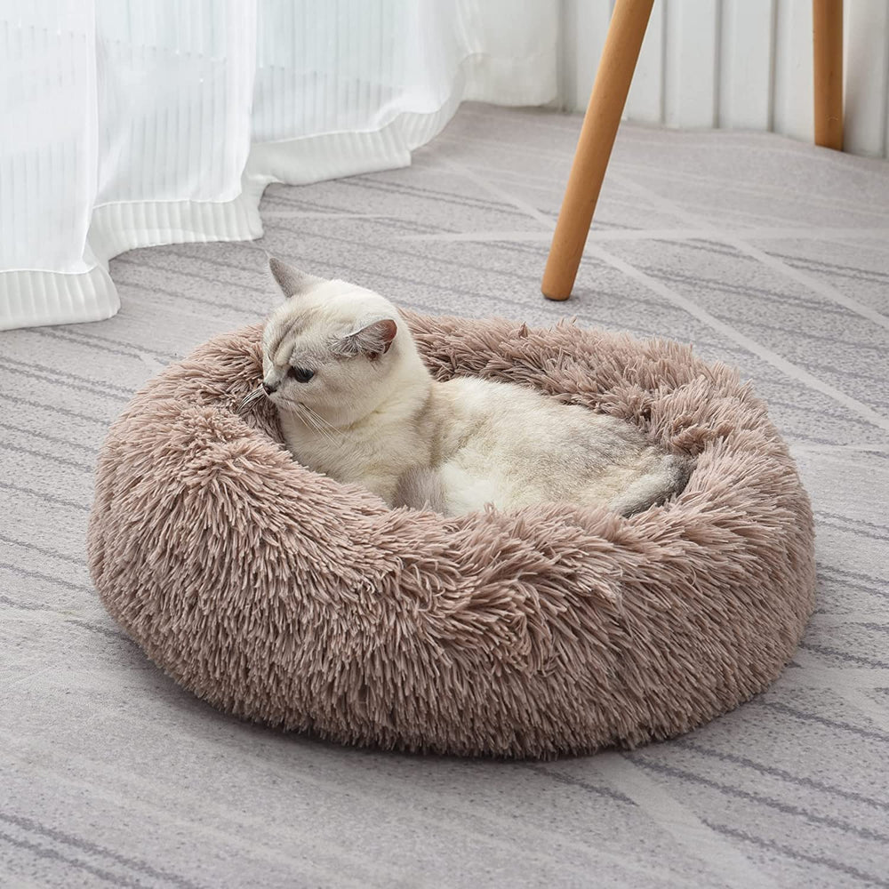 Generic cat bed donut medium-size fits small to medium pets up to 15–25 lbs.