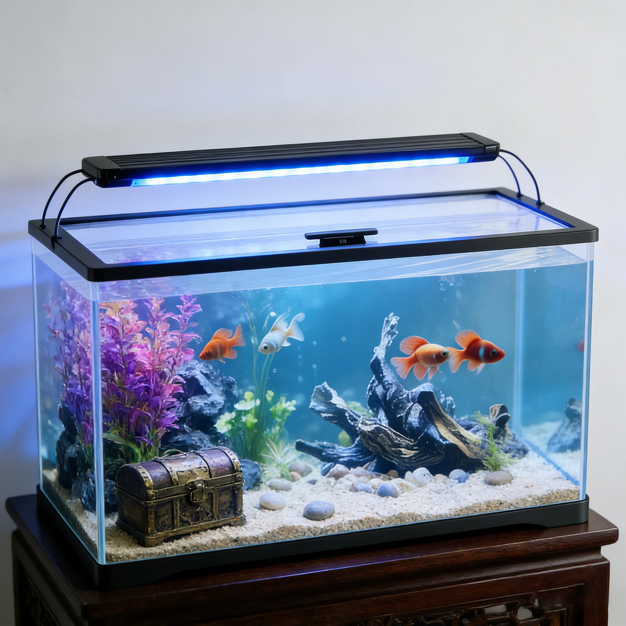 Generic easy-fit lid for quick installation and feeding access